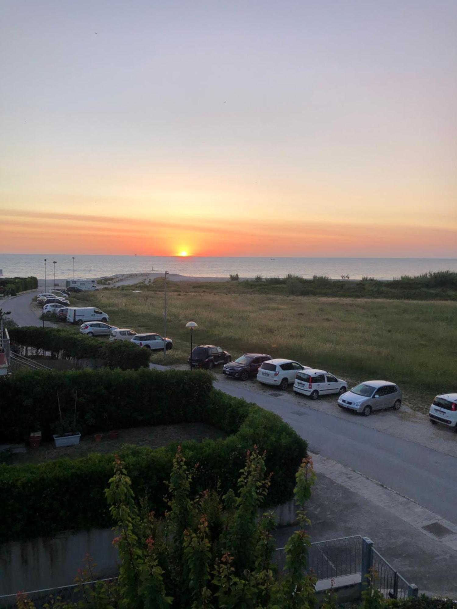 Marche Full Experience-Apartments Porto Sant'Elpidio Exterior photo